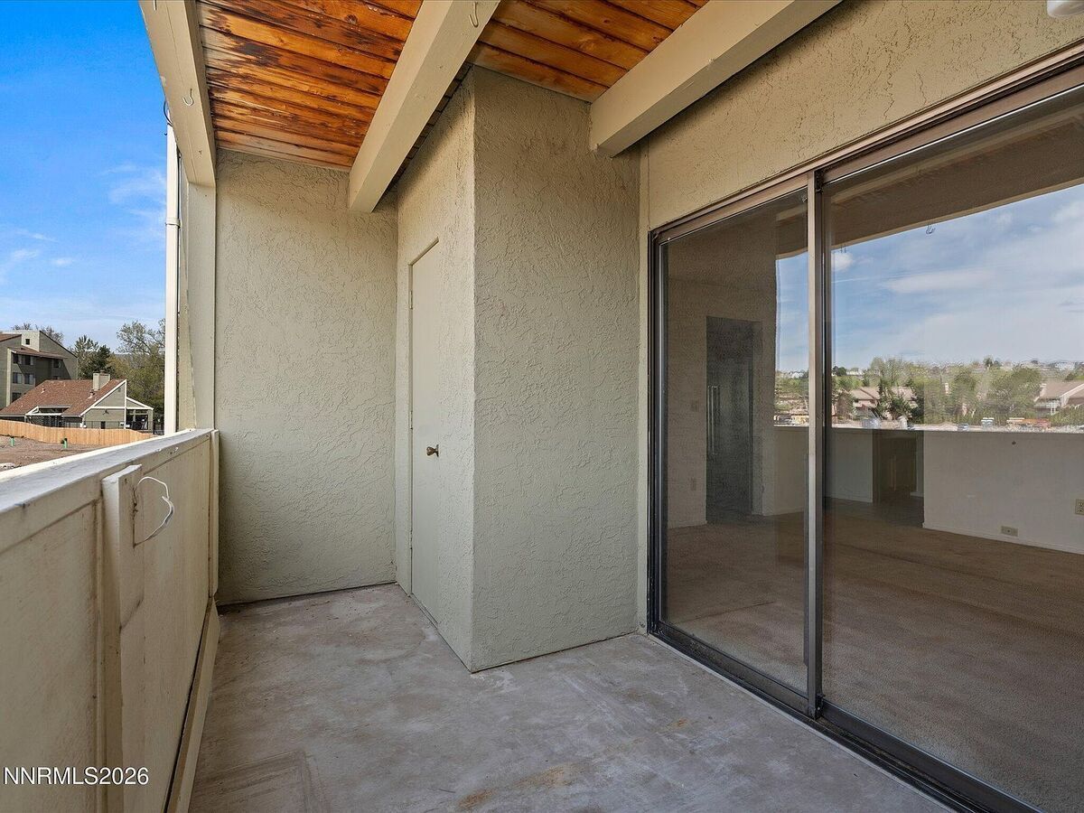 #XXXXhtmlcaption1868932