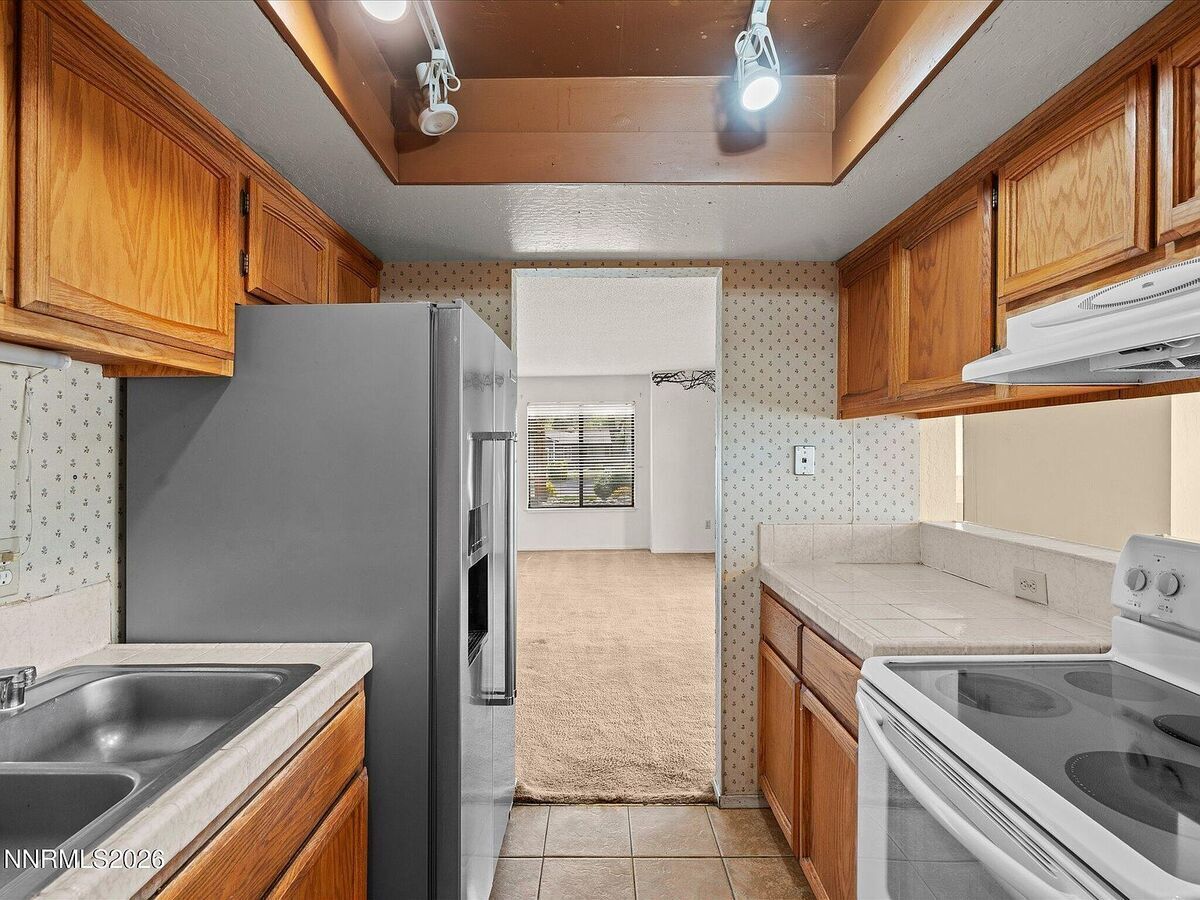 #XXXXhtmlcaption1868911