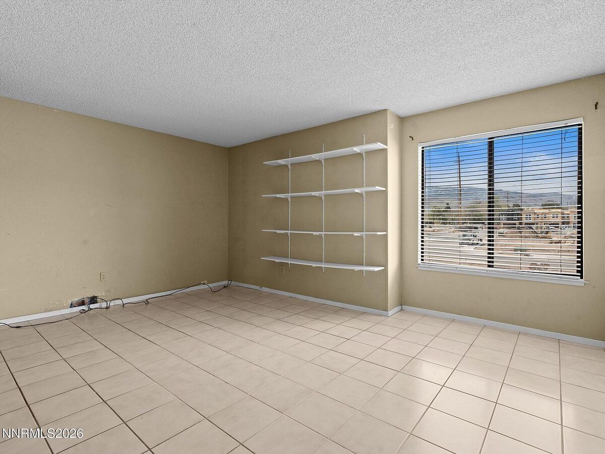 #XXXXhtmlcaption1868919