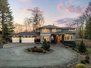 photo 1 of 18421 SW Salmonberry Dr Sherwood, OR 97140