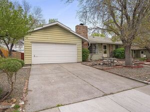 photo 1 of 1420 Tanglewood Dr, Sparks, NV 89431