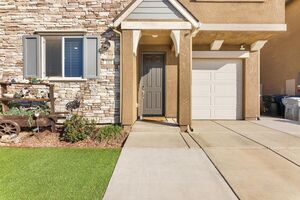 photo 1 of 165 Sullivan Dr, Merced, CA 95348