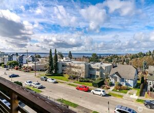 photo 1 of 4444 44th Avenue SW #405, Seattle, WA 98116