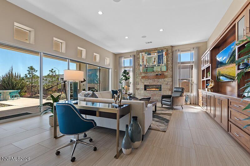 #XXXXhtmlcaption1870730