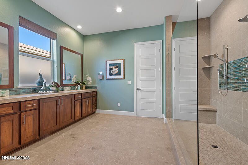 #XXXXhtmlcaption1870745