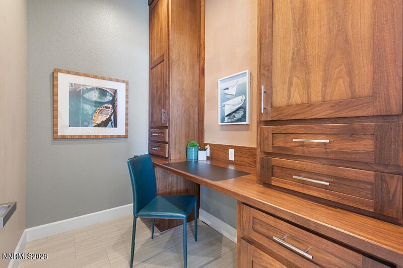 #XXXXhtmlcaption1870735