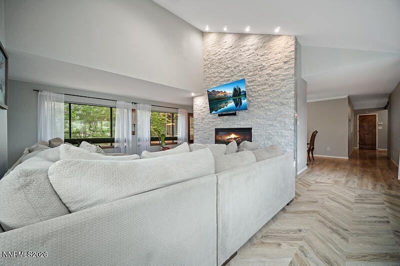 #XXXXhtmlcaption1871019