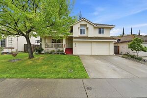 photo 1 of 2010 Mineral Springs Dr, Roseville, CA 95747