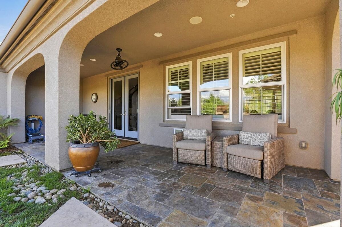 #XXXXhtmlcaption1875779