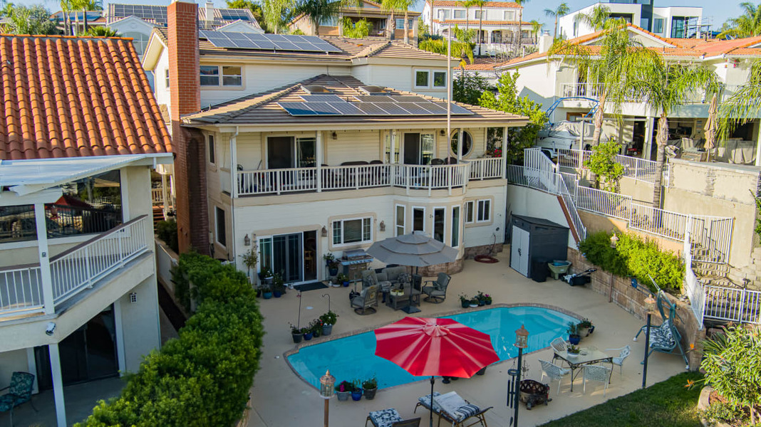 photo 1 of 30010 Big Range Rd, Canyon Lake, CA 92587