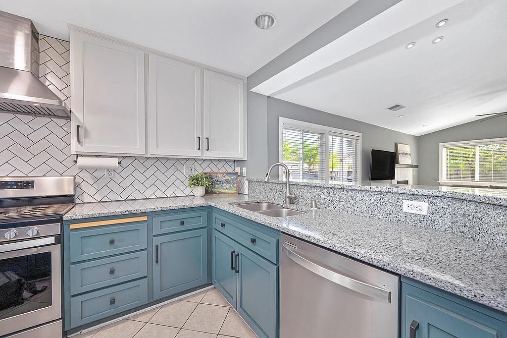 #XXXXhtmlcaption1873892