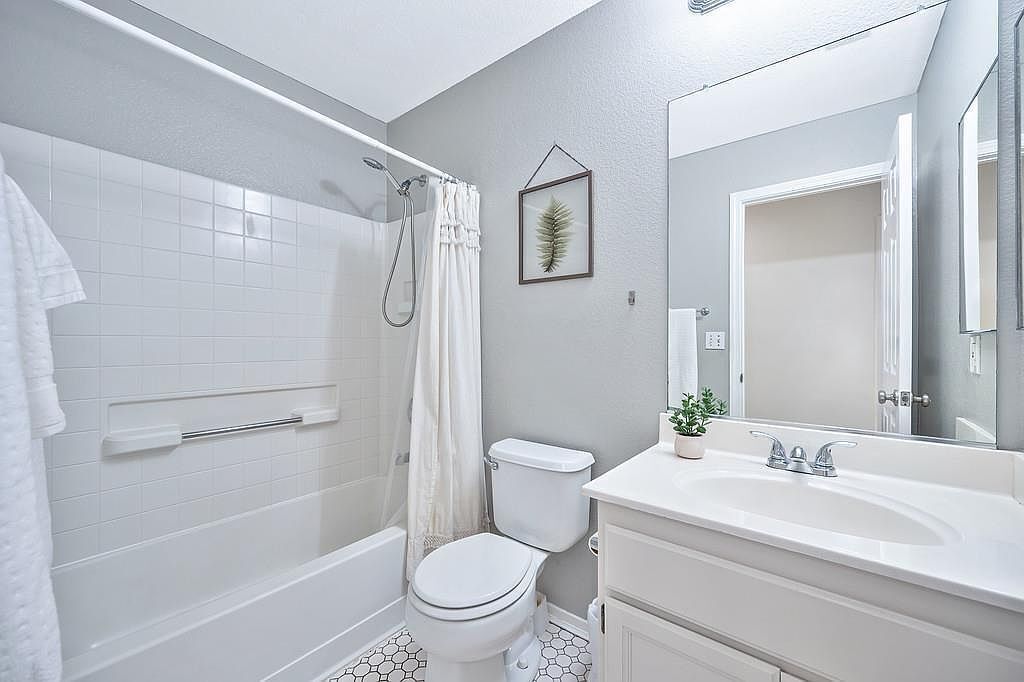 #XXXXhtmlcaption1873908