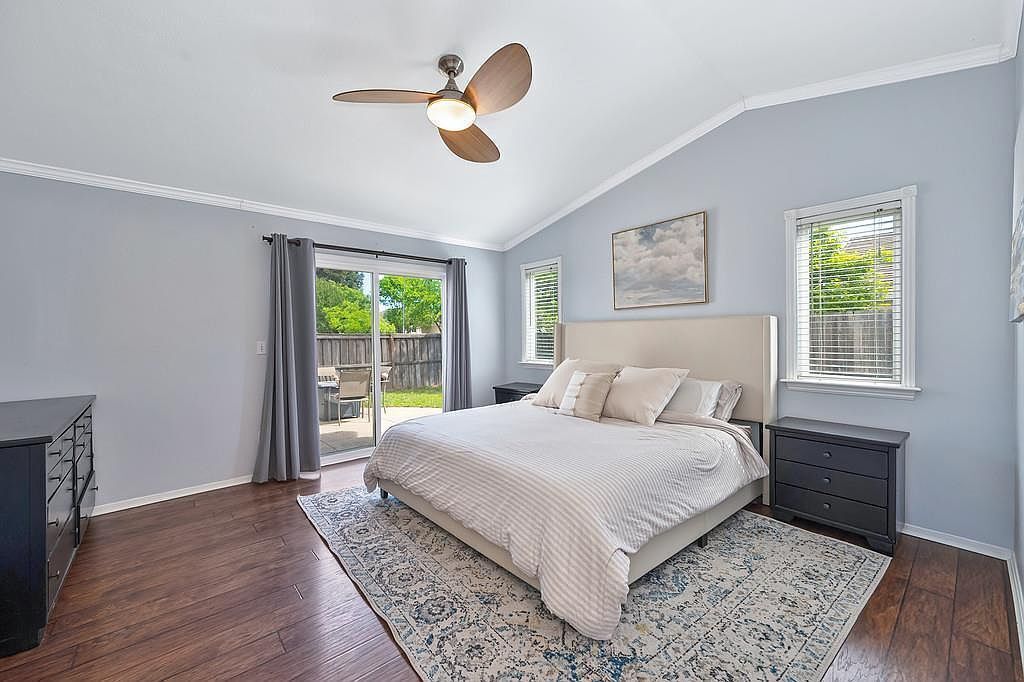 #XXXXhtmlcaption1873900