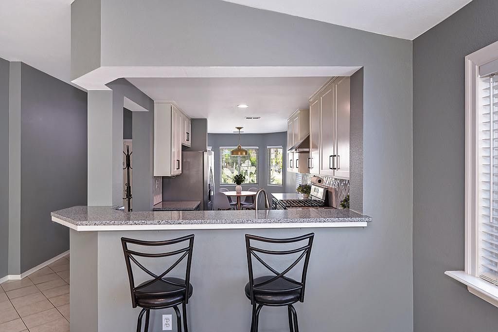 #XXXXhtmlcaption1873891