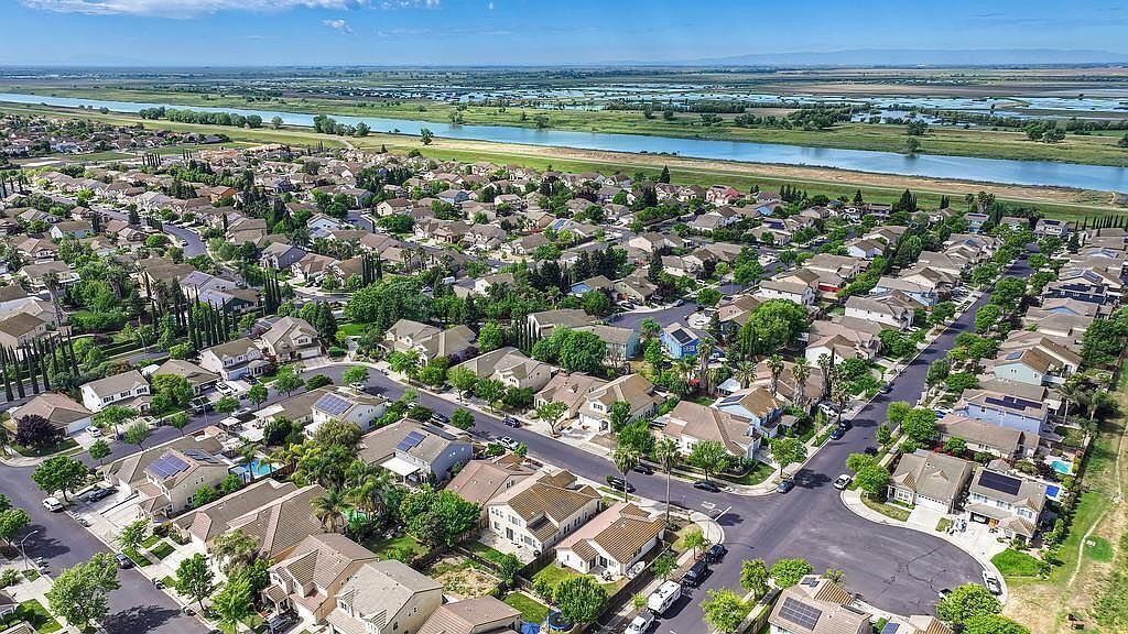 #XXXXhtmlcaption1873917