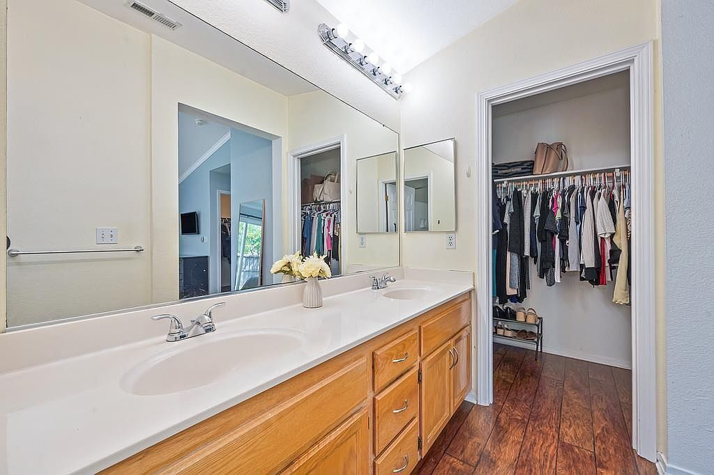 #XXXXhtmlcaption1873903