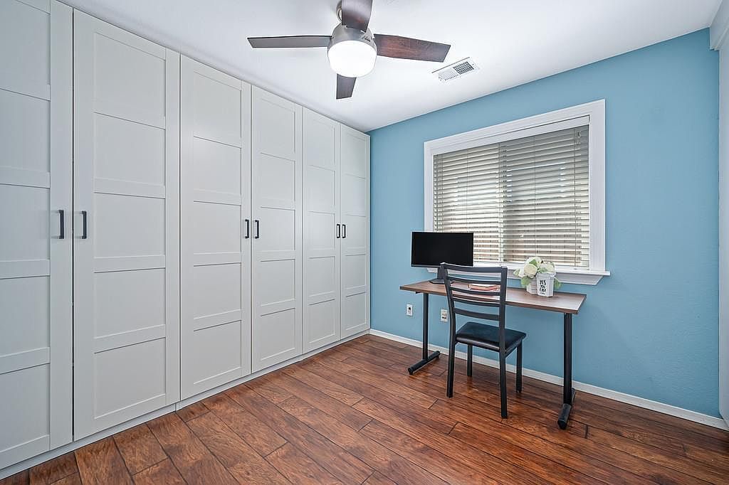 #XXXXhtmlcaption1873906