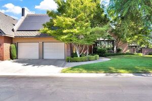 photo 1 of 2555 W Bluff Ave Unit 155, Fresno, CA 93711