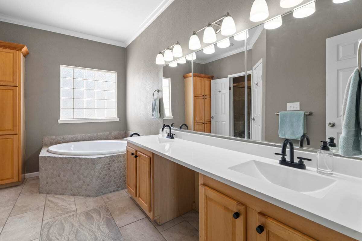 #XXXXhtmlcaption1875384