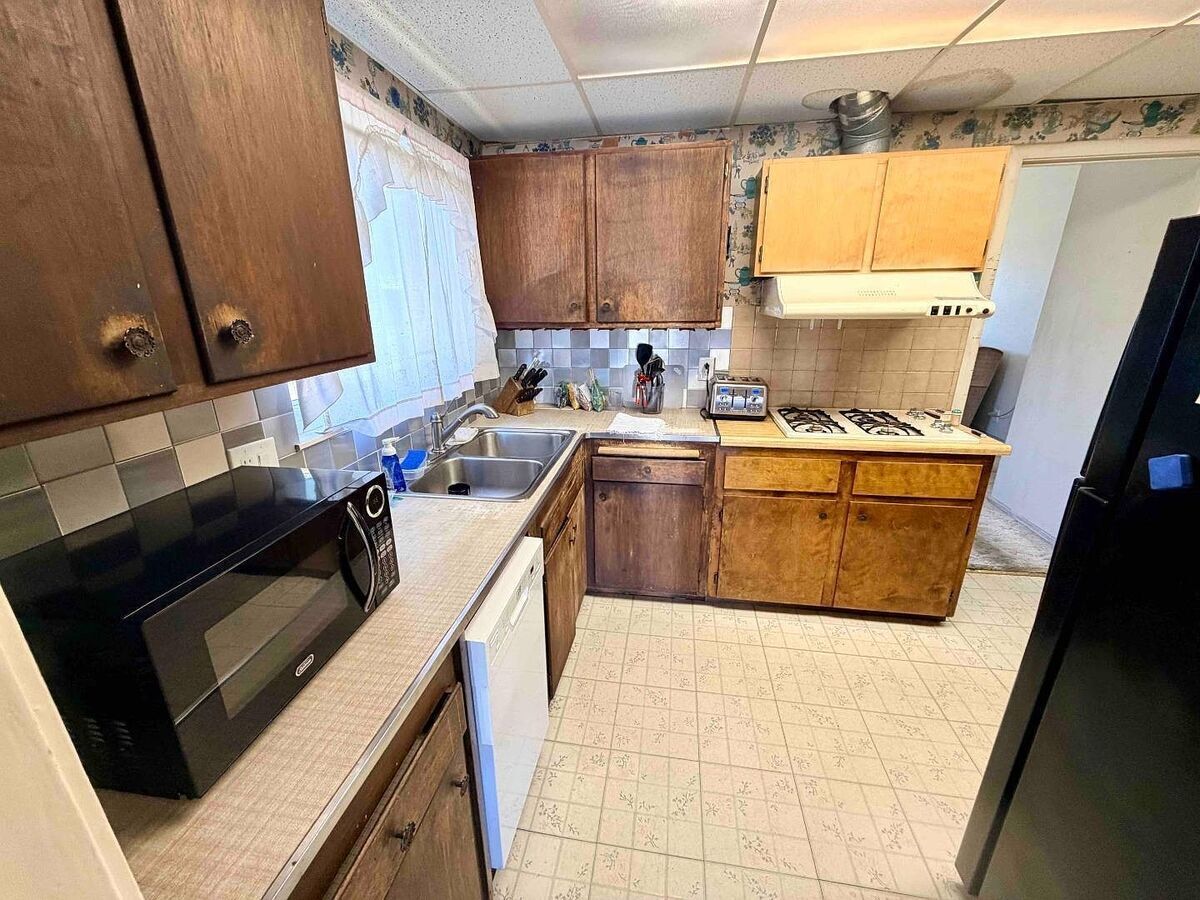 #XXXXhtmlcaption1875534