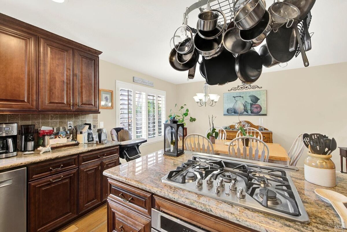 #XXXXhtmlcaption1876154