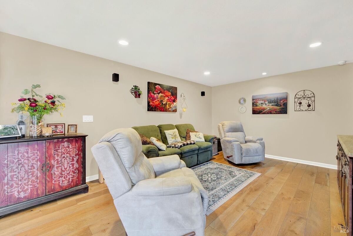 #XXXXhtmlcaption1876157