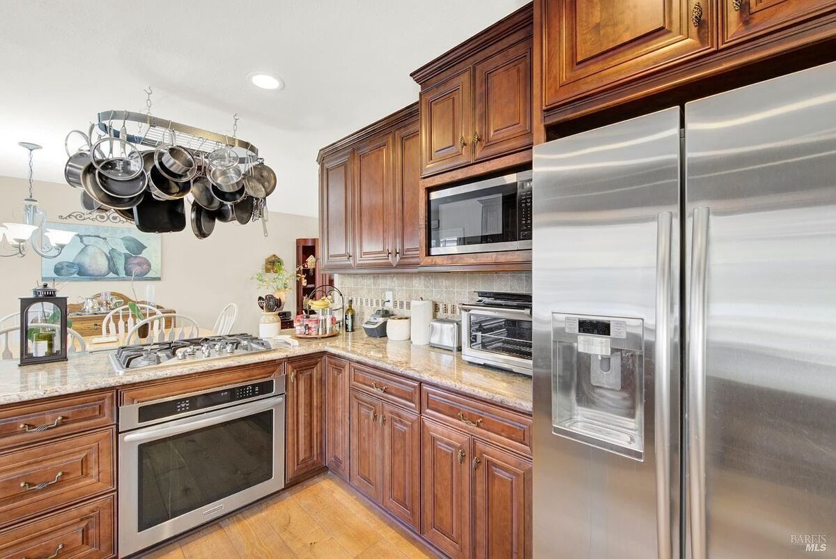 #XXXXhtmlcaption1876155