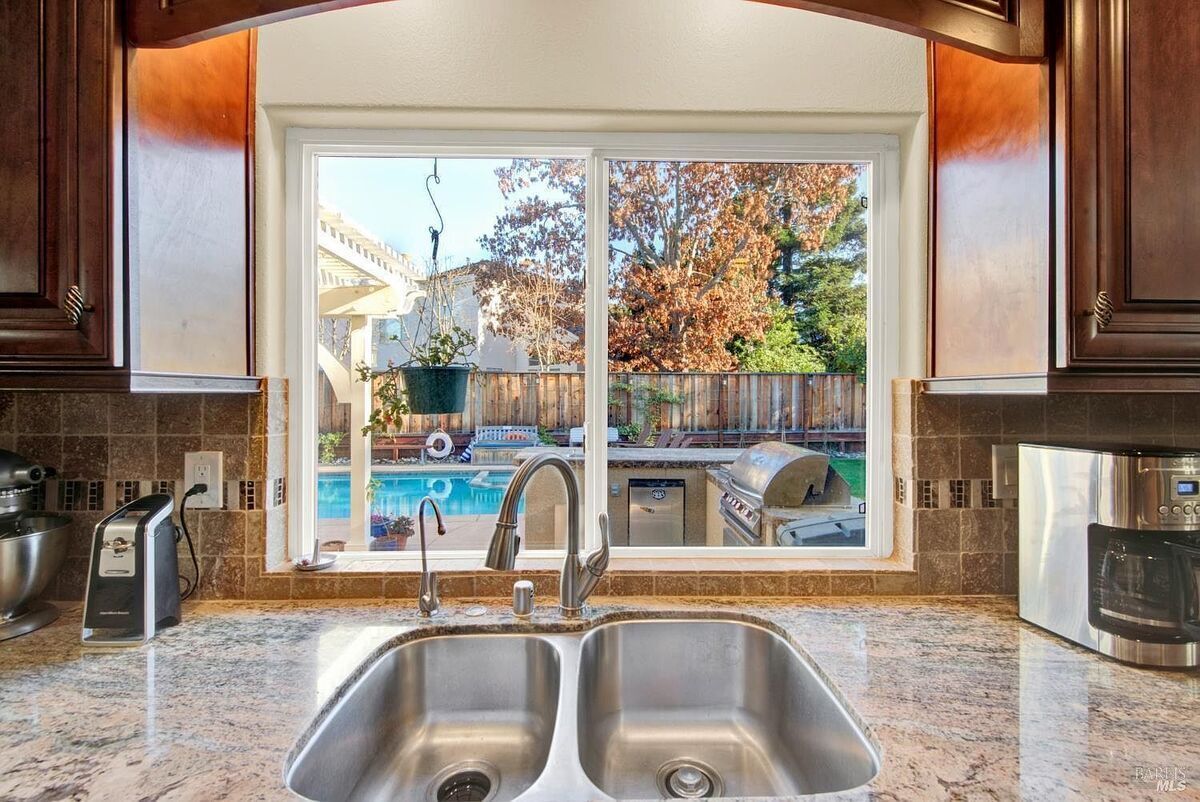 #XXXXhtmlcaption1876152