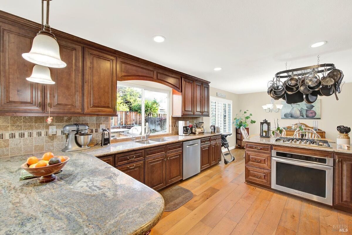 #XXXXhtmlcaption1876148