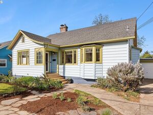 photo 1 of 1805 SE 58th Ave, Portland, OR 97215