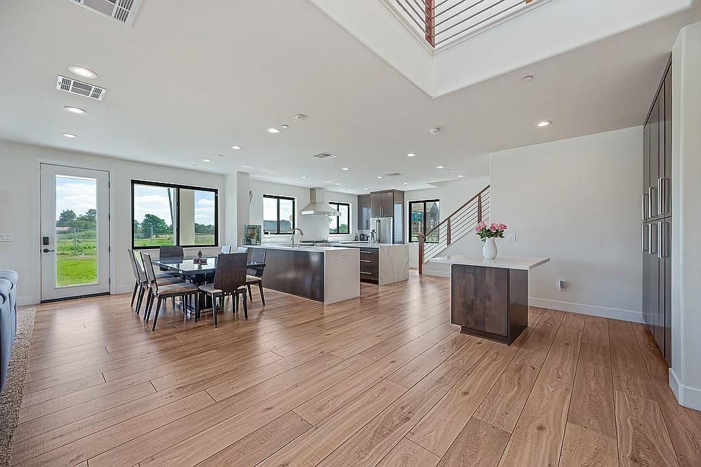 #XXXXhtmlcaption1876916