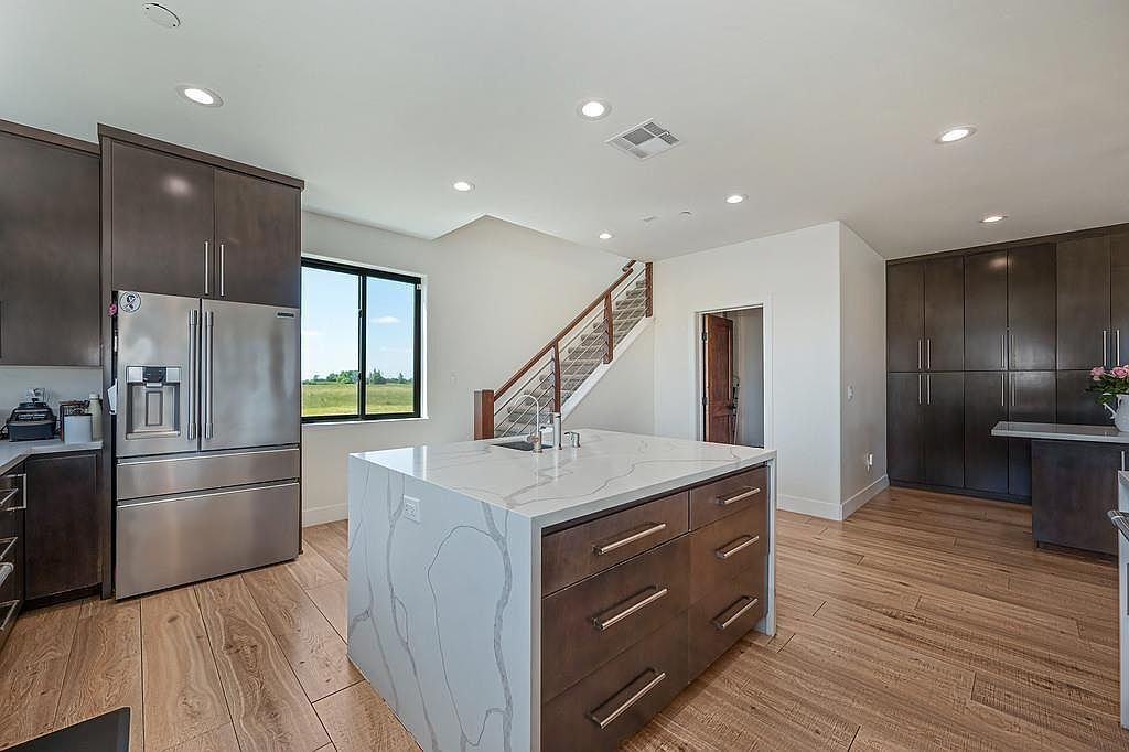 #XXXXhtmlcaption1876922