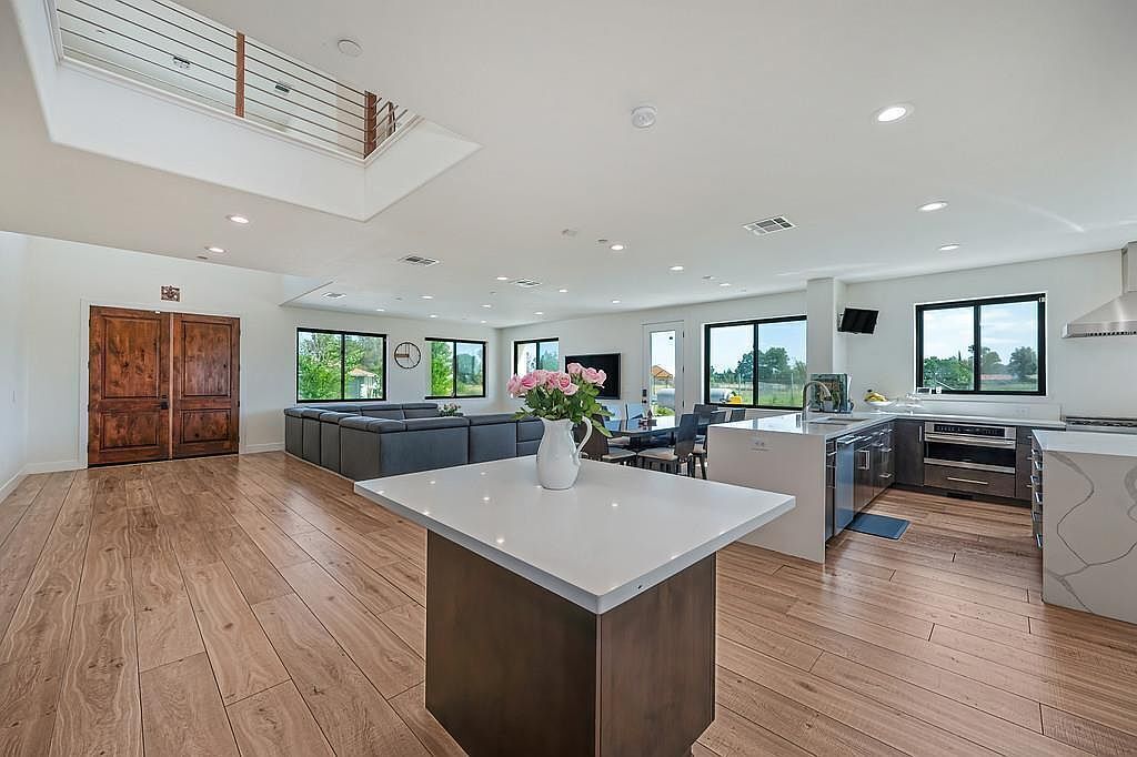 #XXXXhtmlcaption1876924