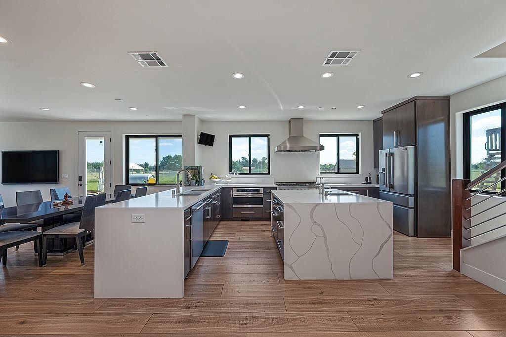 #XXXXhtmlcaption1876918