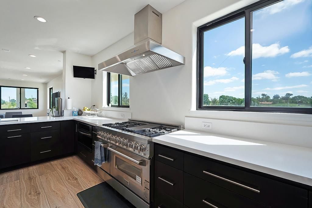 #XXXXhtmlcaption1876920