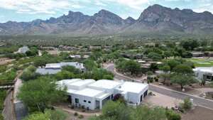 photo 1 of 109 E  Loch Lomond Pl, Oro Valley, AZ 85737