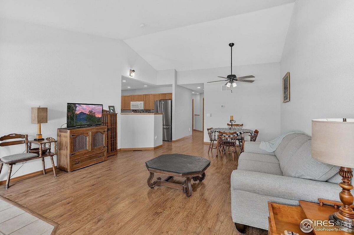 #XXXXhtmlcaption1878036