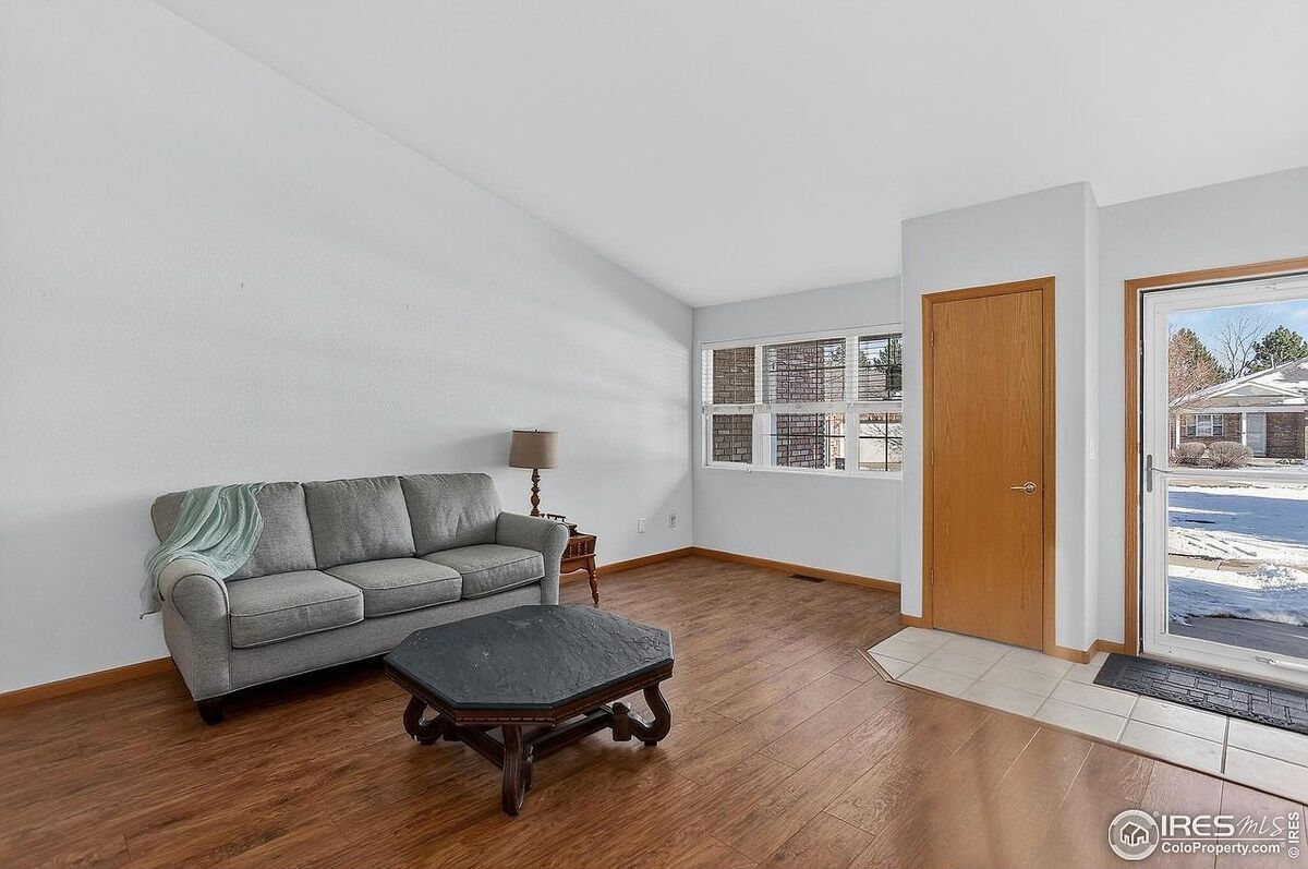 #XXXXhtmlcaption1878037