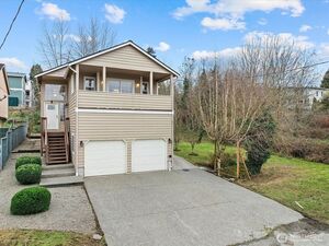 photo 1 of 3001 S Charlestown Street, Seattle, WA 98144