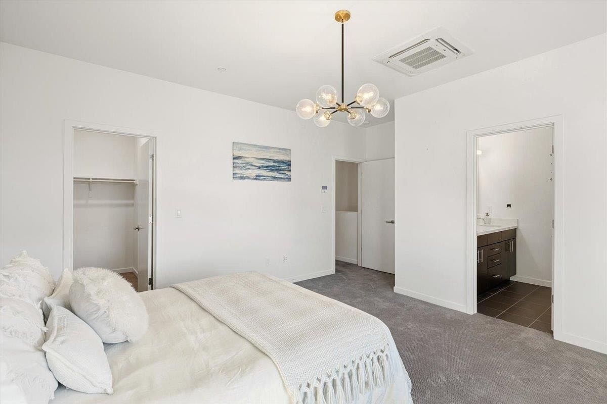 #XXXXhtmlcaption1878974