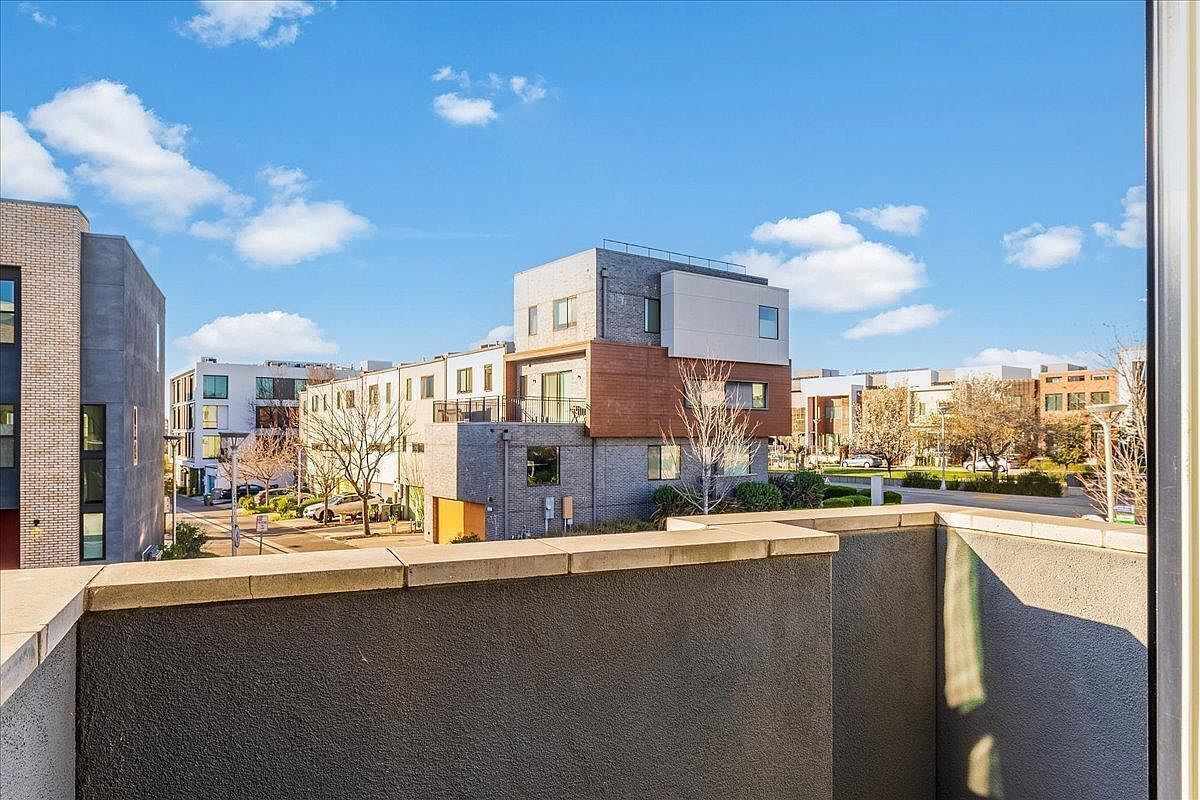 #XXXXhtmlcaption1878967