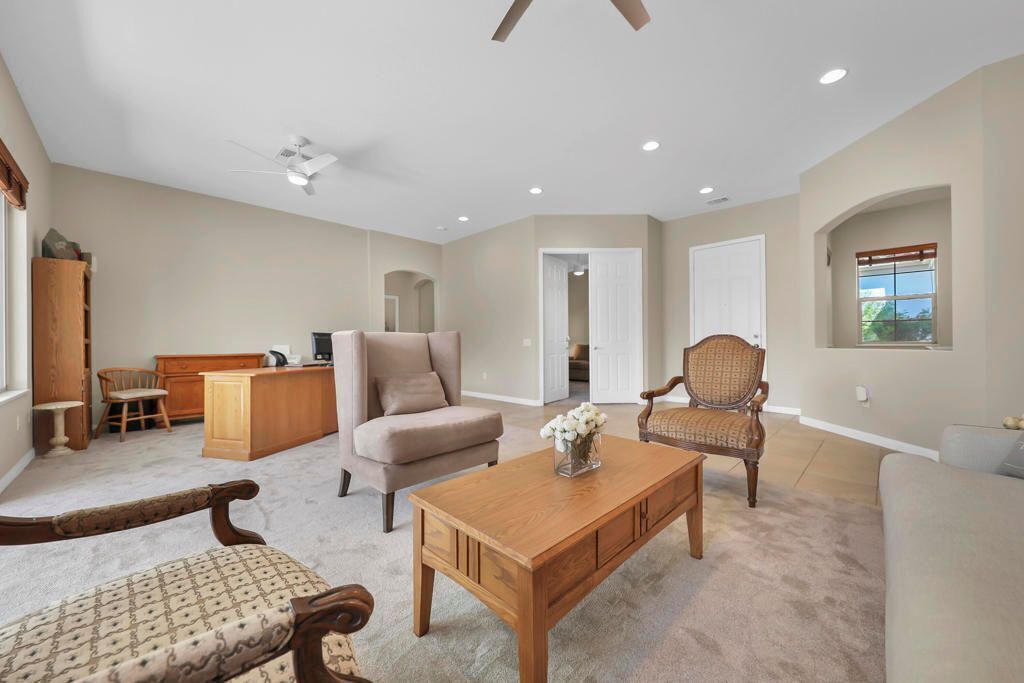 #XXXXhtmlcaption1879679