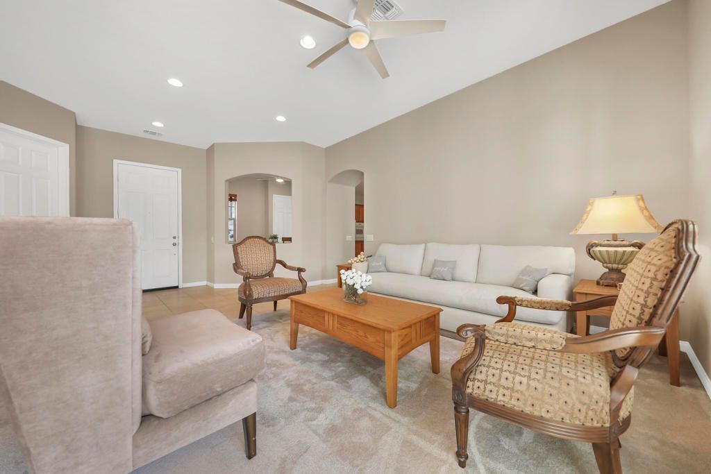 #XXXXhtmlcaption1879678