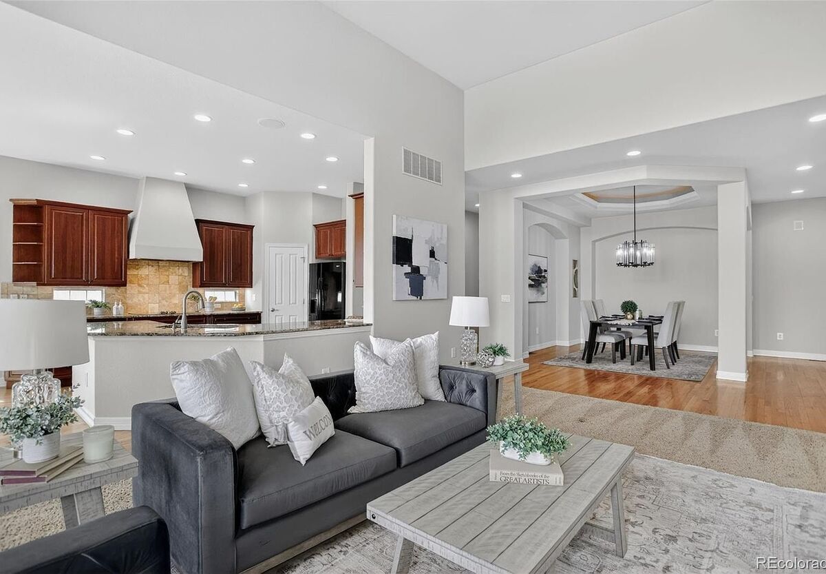 #XXXXhtmlcaption1880046