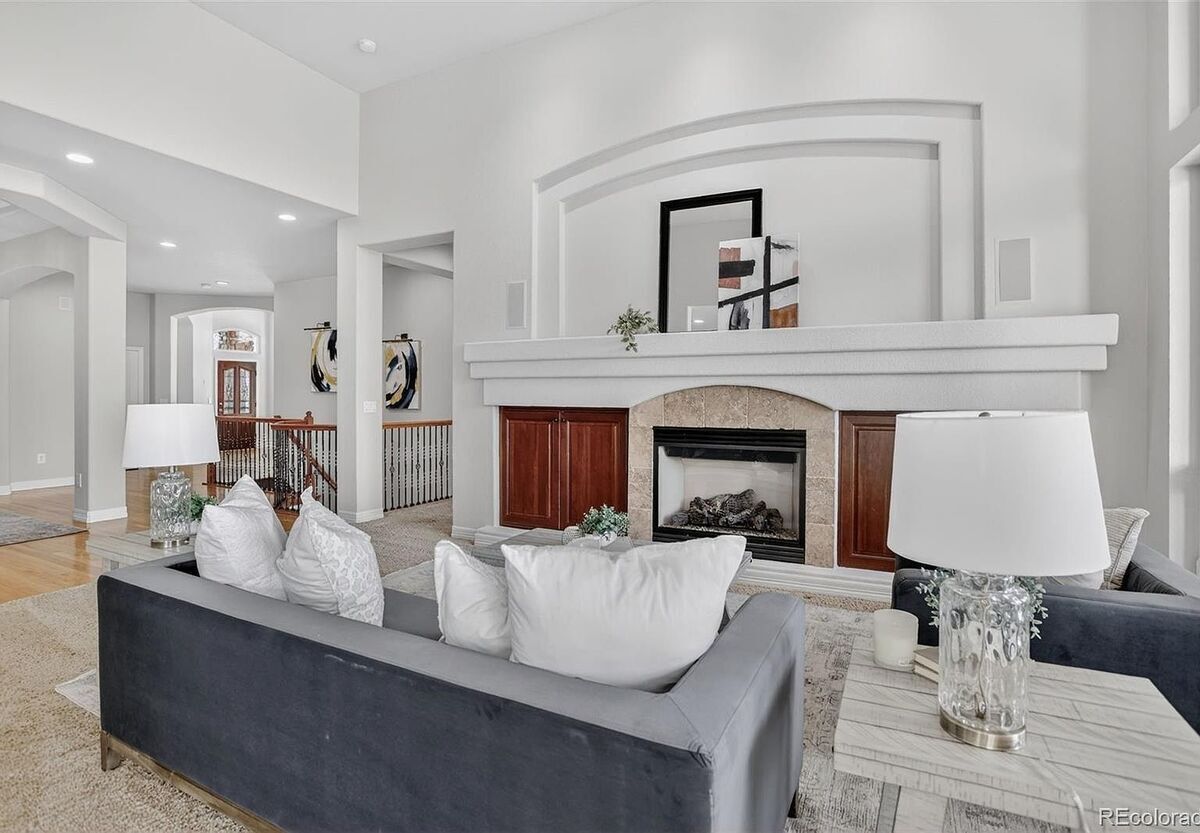 #XXXXhtmlcaption1880045