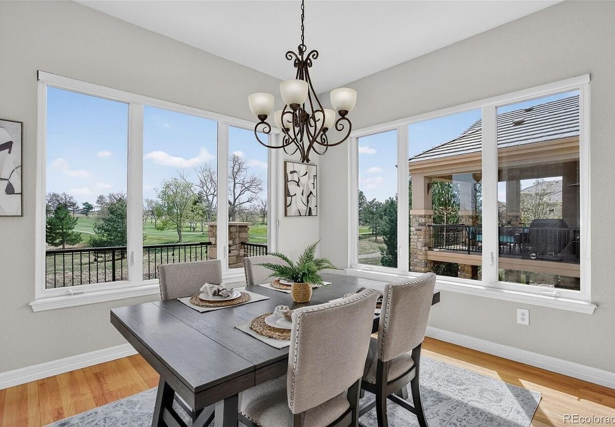 #XXXXhtmlcaption1880053