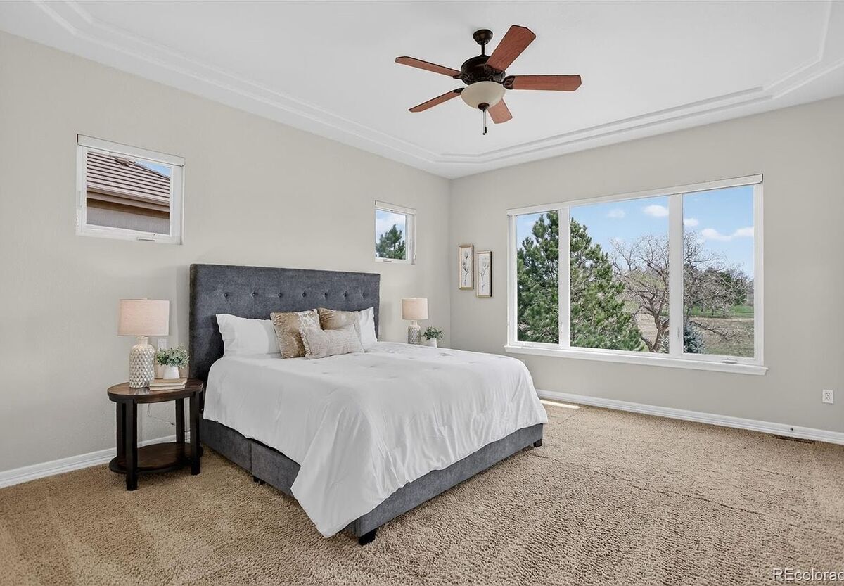 #XXXXhtmlcaption1880056