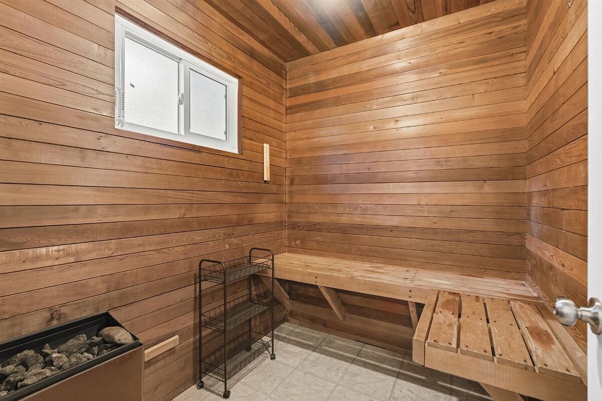 #XXXXhtmlcaption1880793