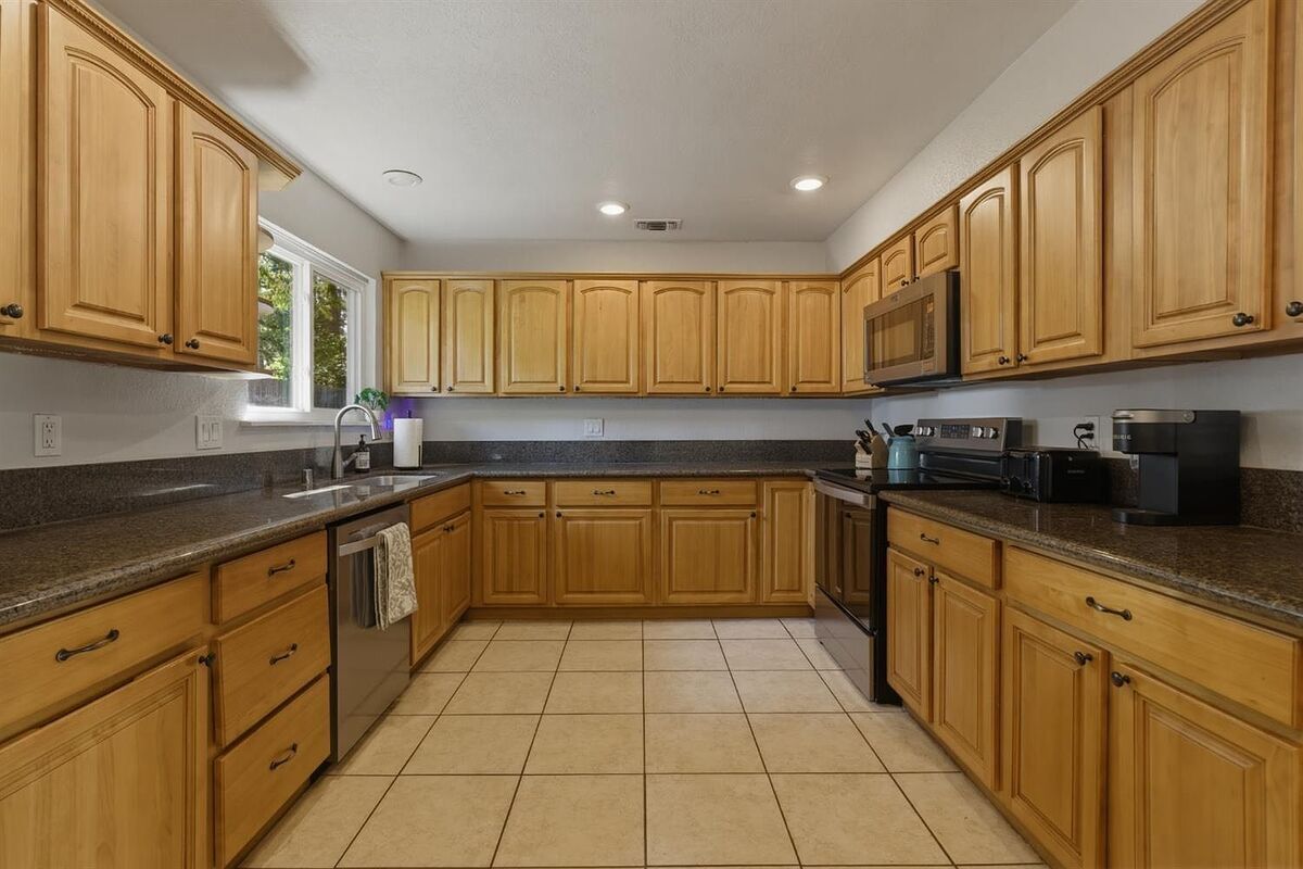 #XXXXhtmlcaption1880782