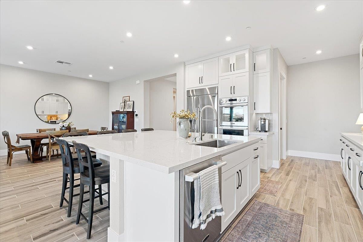 #XXXXhtmlcaption1883187